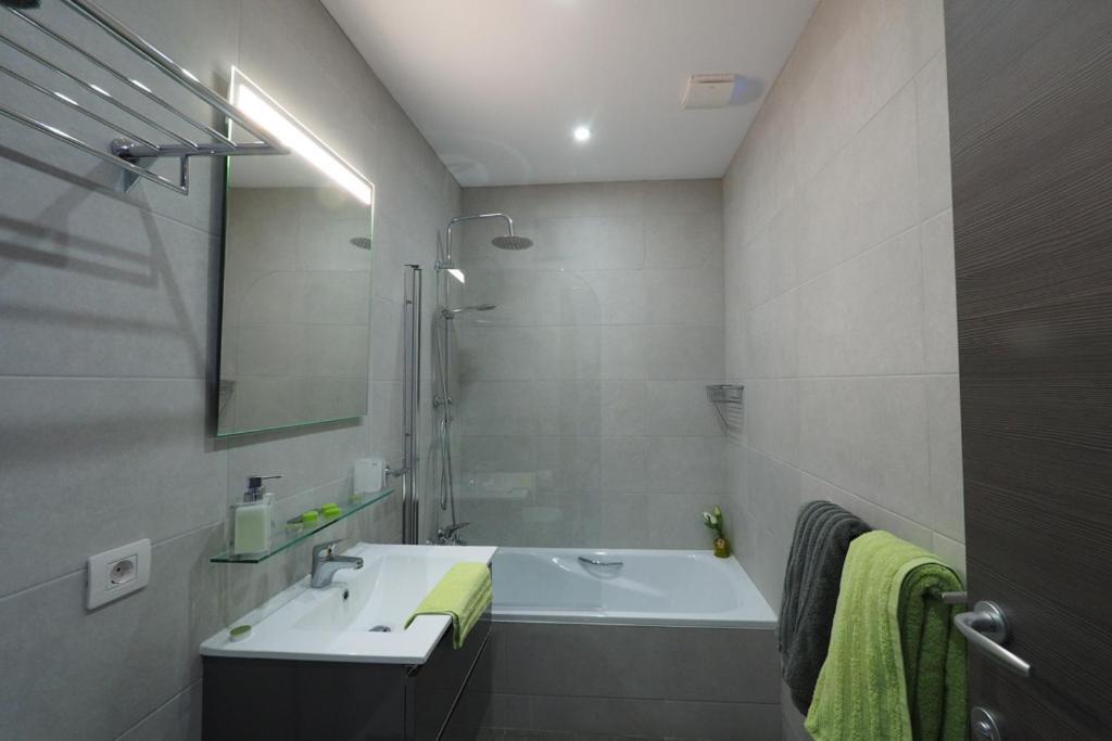 Private Apartment With Mountain And Sea Views, La Asomada, Lanzarote Tías Extérieur photo